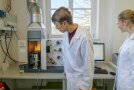 Angehende ATA‘ s analysieren Mineralstoffe am AAS